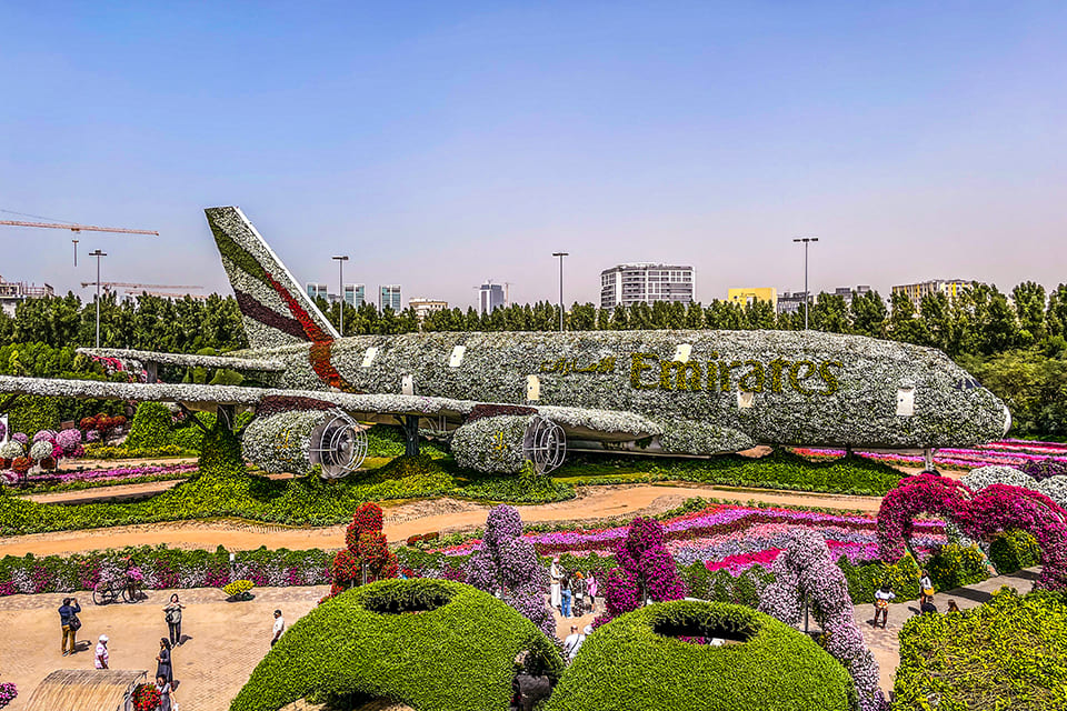 Se promener dans le parc de Dubaï Miracle Garden